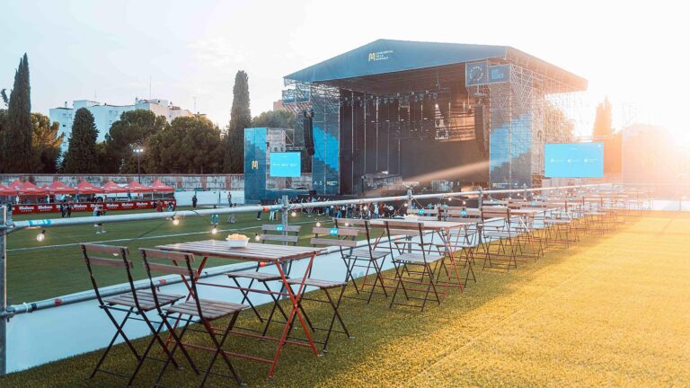 Muralla Indie 2026: Alcalá de Henares se rinde al indie con Love of Lesbian, Lori Meyers y Pignoise