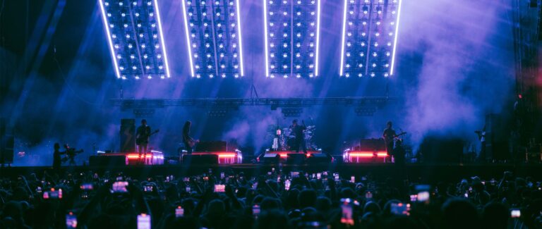 The Strokes vuelven a Barcelona con Reality Awaits: 23 años después, el Palau Sant Jordi les espera